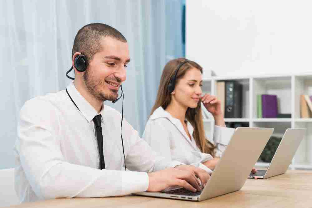Streamlining Customer Service with IVR Call Center Software