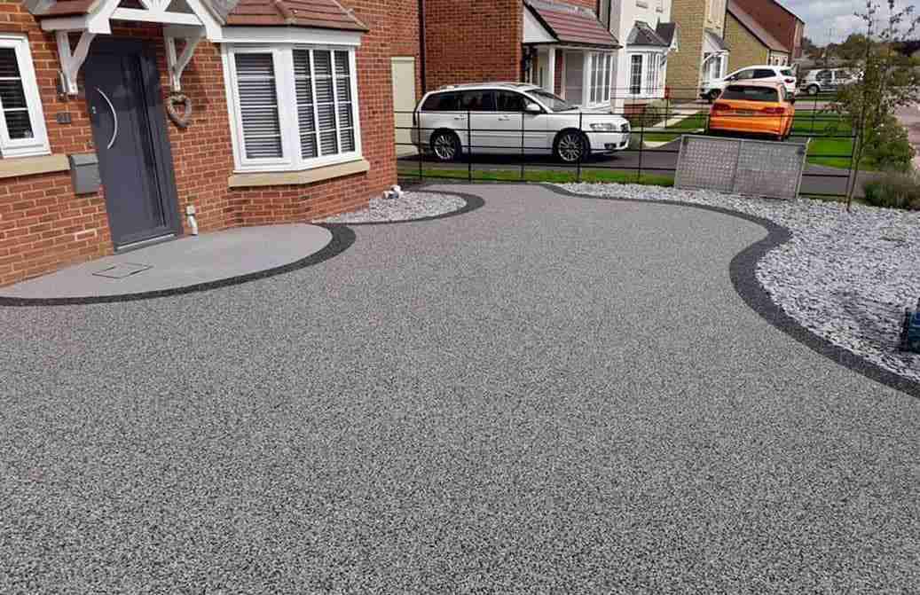 Elevate Your Gerrards Cross Property with Qube Resin Ltd’s Resin Bound Surfacing Solutions