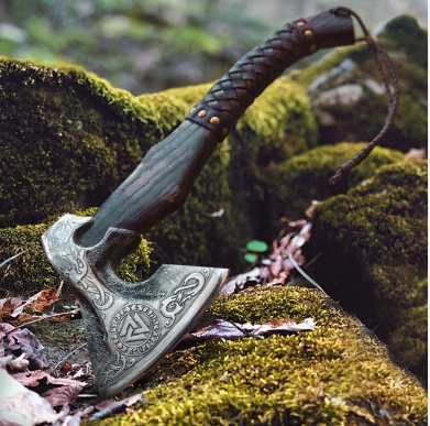 Unsheathing the Arsenal: A Guide to the Main Types of Viking Weapons