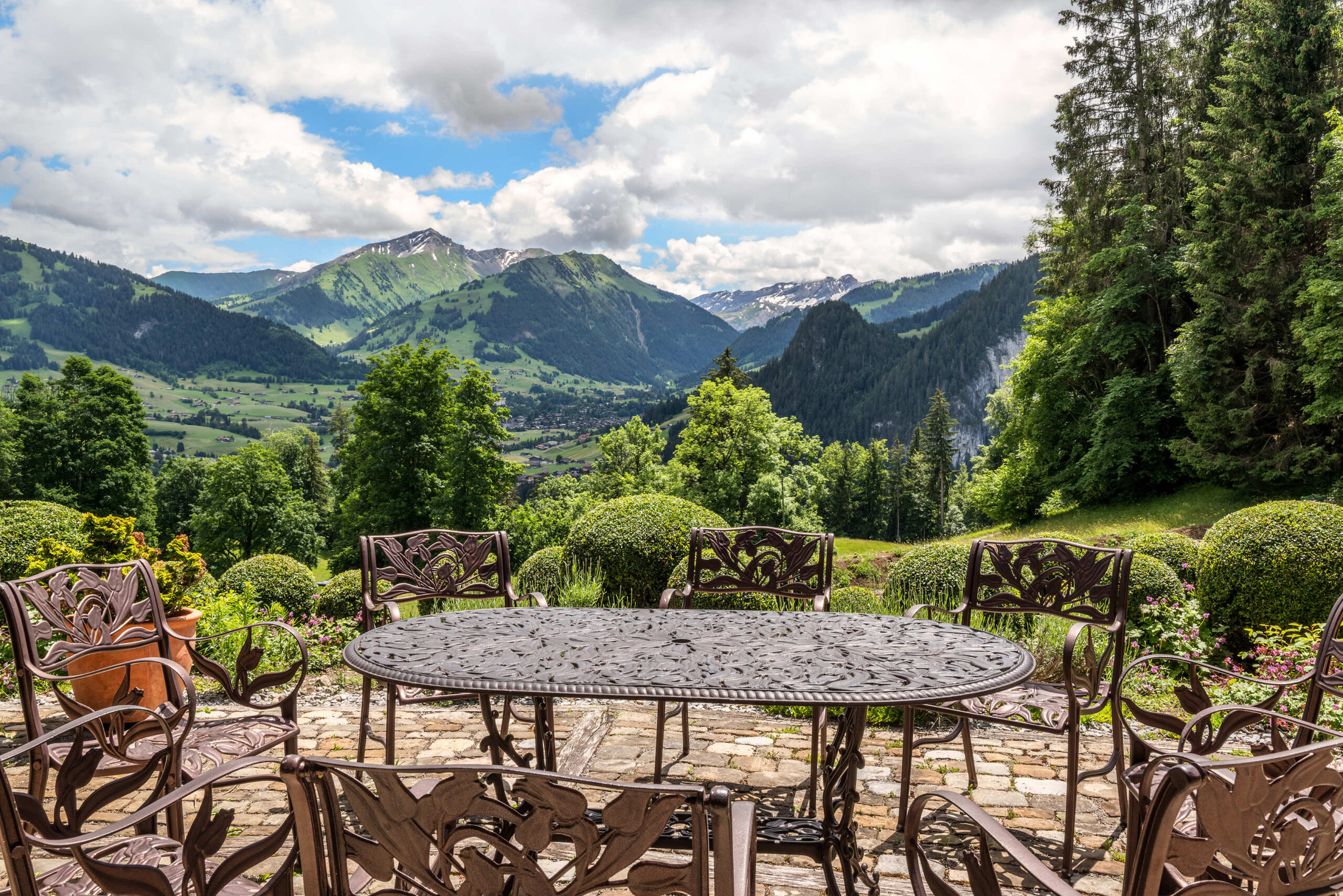 Luxury Redefined: Discover Alta Vista Homes in Switzerland