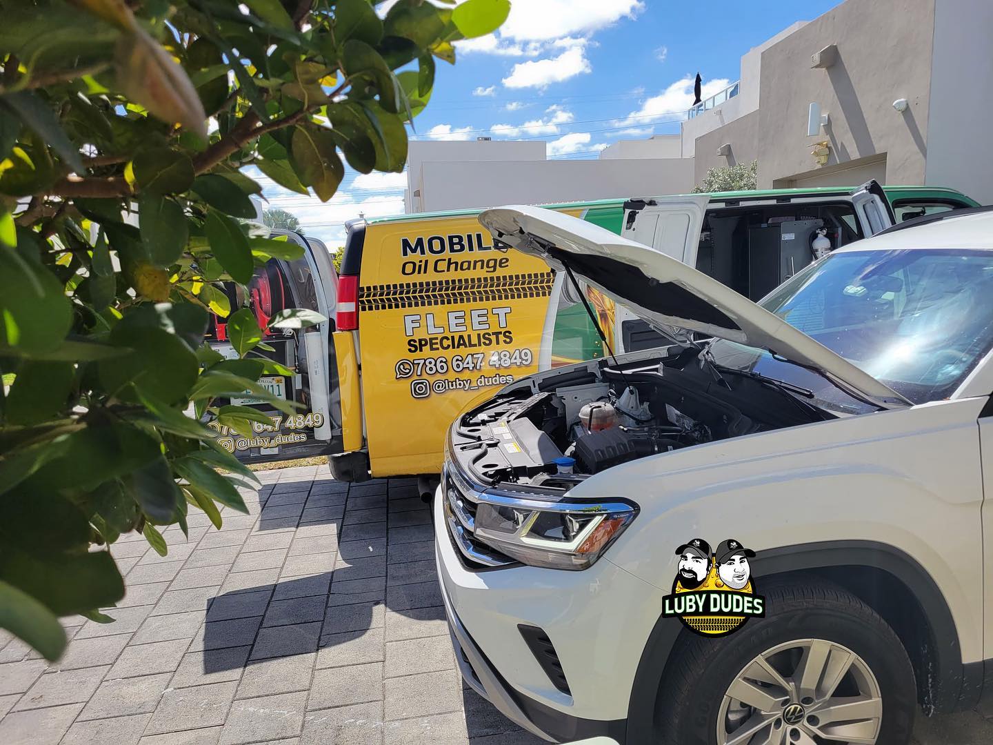 The Environmental Benefits of Choosing Mobile Oil Changes